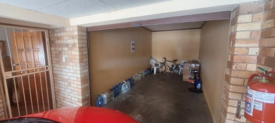 3 Bedroom Property for Sale in Flamingo Park Free State